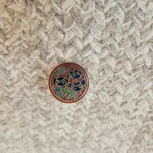 Bird Design Round Cloisonné Enamel Pin
